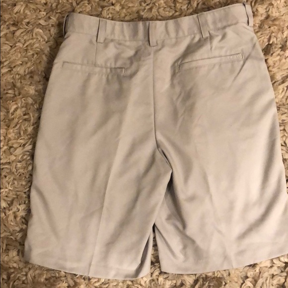 Izod Performx men’s golf shorts - Picture 4 of 4